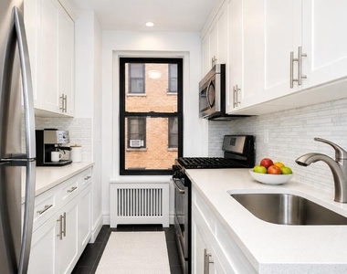 425 Riverside Drive - Photo Thumbnail 1