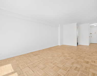 230 E 79th Street - Photo Thumbnail 7