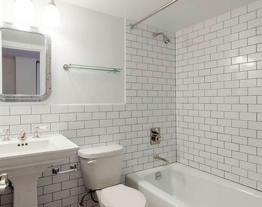 27 W 16th Street - Photo Thumbnail 2