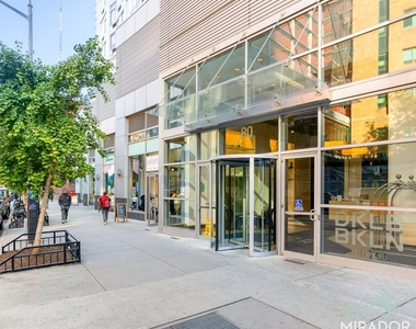 80 Dekalb Avenue - Photo Thumbnail 14