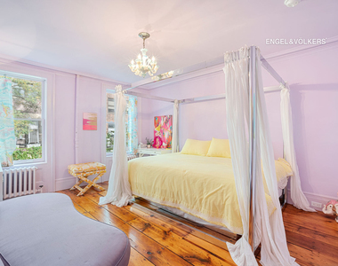351 W 30th Street - Photo Thumbnail 7