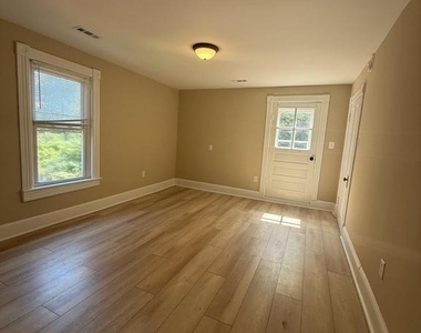 524 N Braddock Street - Photo Thumbnail 4