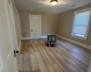 524 N Braddock Street - Photo Thumbnail 3