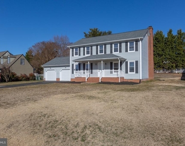 35 Fox Run Lane - Photo Thumbnail 1