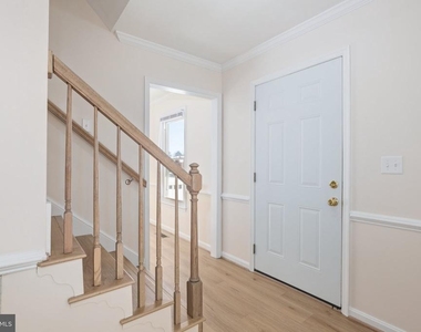 35 Fox Run Lane - Photo Thumbnail 18