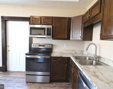 508 S Water Street - Photo Thumbnail 6