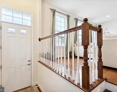 16608 Danridge Manor Drive - Photo Thumbnail 3