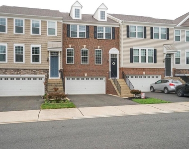 16608 Danridge Manor Drive - Photo Thumbnail 1