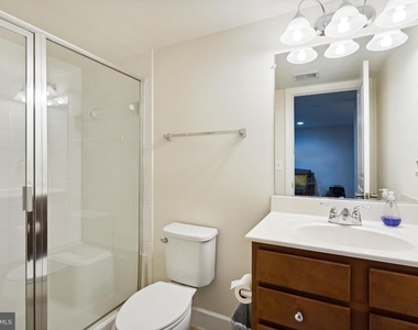 16608 Danridge Manor Drive - Photo Thumbnail 19