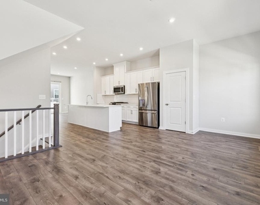 1697 Beech Leaf Street - Photo Thumbnail 10
