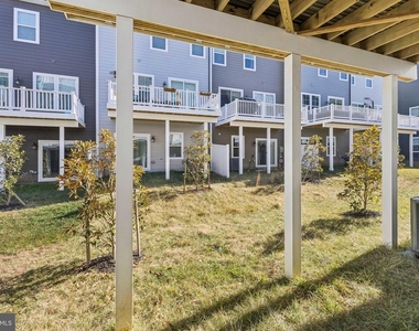 1697 Beech Leaf Street - Photo Thumbnail 24
