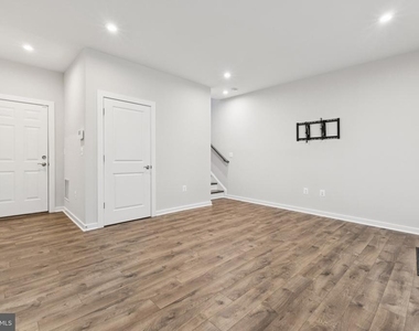 1697 Beech Leaf Street - Photo Thumbnail 3