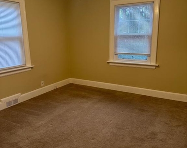 3817 High Street - Photo Thumbnail 8