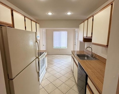8383 Buttress Lane - Photo Thumbnail 4