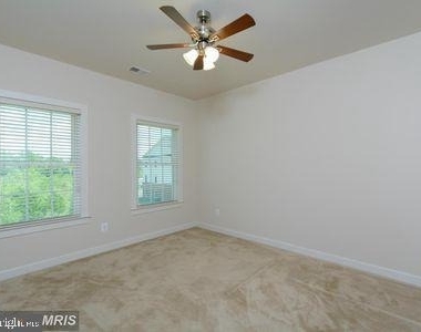 44363 Foxthom Terrace - Photo Thumbnail 20