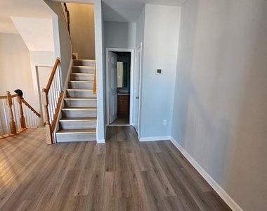 44198 Shady Glen Terrace - Photo Thumbnail 4