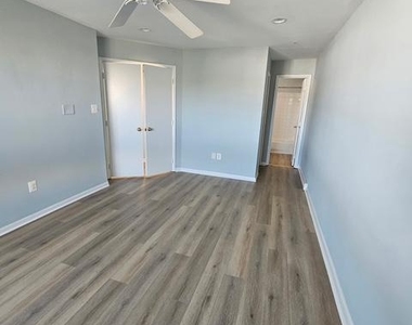 44198 Shady Glen Terrace - Photo Thumbnail 7