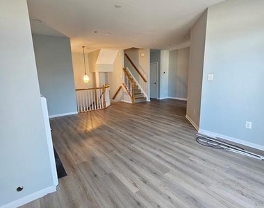 44198 Shady Glen Terrace - Photo Thumbnail 2
