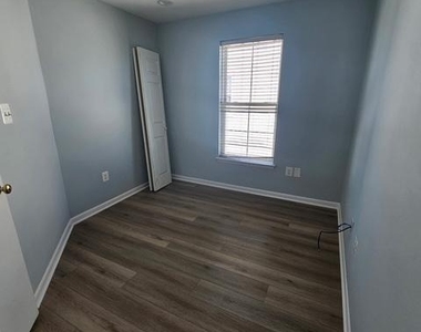 44198 Shady Glen Terrace - Photo Thumbnail 8