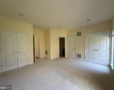 21929 Bayard Terrace - Photo Thumbnail 31