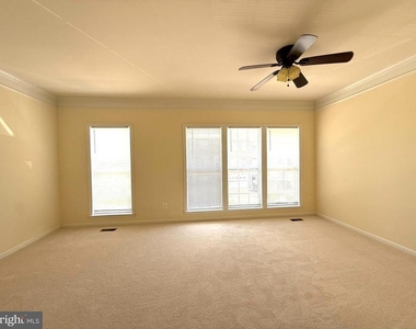21929 Bayard Terrace - Photo Thumbnail 12