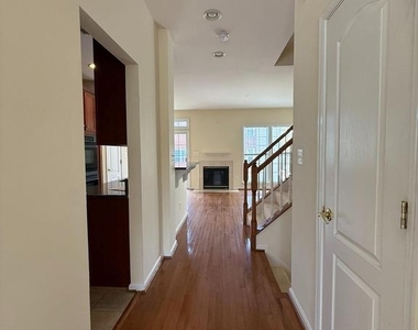 21929 Bayard Terrace - Photo Thumbnail 15