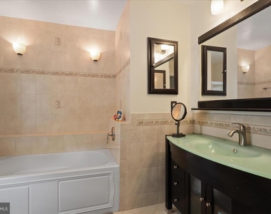 2026 Westwood Forest Drive - Photo Thumbnail 15