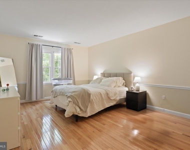 2026 Westwood Forest Drive - Photo Thumbnail 12