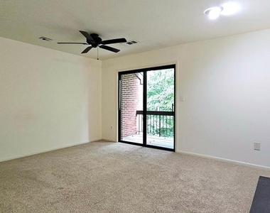 8729 Sheridan Farms Court - Photo Thumbnail 24