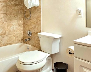 8729 Sheridan Farms Court - Photo Thumbnail 39
