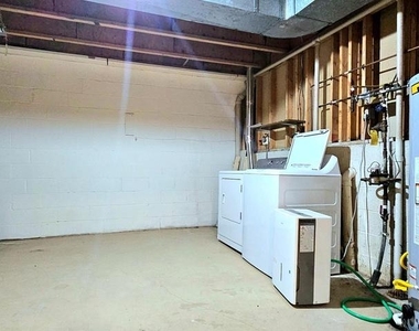 8729 Sheridan Farms Court - Photo Thumbnail 45