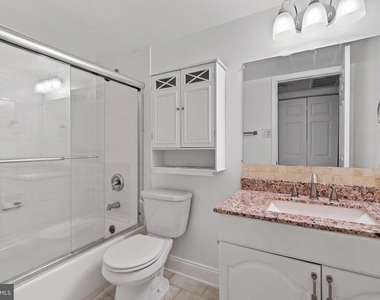 11260 Chestnut Grove Square - Photo Thumbnail 21