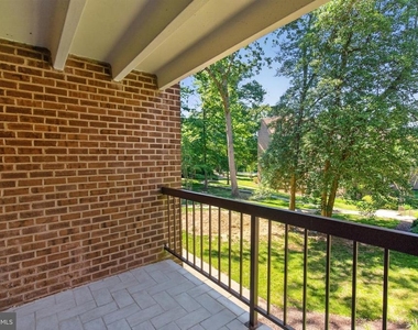 11260 Chestnut Grove Square - Photo Thumbnail 14