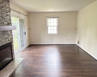 4217 Kincaid Court - Photo Thumbnail 11