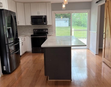 4217 Kincaid Court - Photo Thumbnail 7