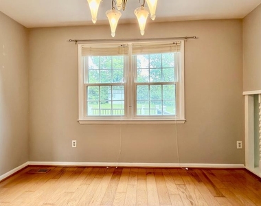 4217 Kincaid Court - Photo Thumbnail 8