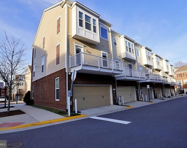 9612 Stockwell Lane - Photo Thumbnail 25