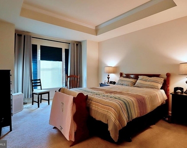 9612 Stockwell Lane - Photo Thumbnail 13
