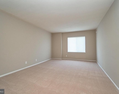 8360 Greensboro Drive - Photo Thumbnail 19
