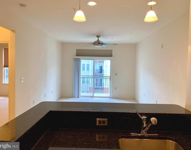 2655 Prosperity Avenue - Photo Thumbnail 6