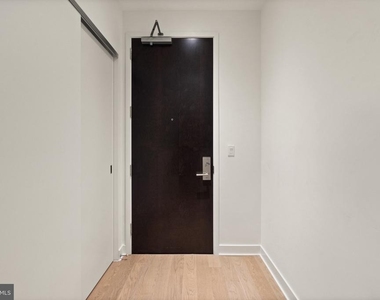 1650 Silver Hill Drive - Photo Thumbnail 8