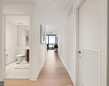 1650 Silver Hill Drive - Photo Thumbnail 9