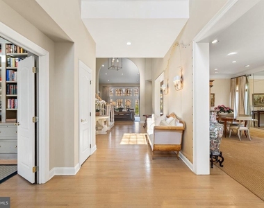 7440 Old Maple Square - Photo Thumbnail 9