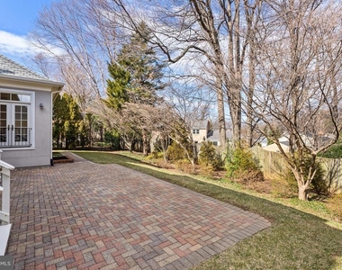 7440 Old Maple Square - Photo Thumbnail 39