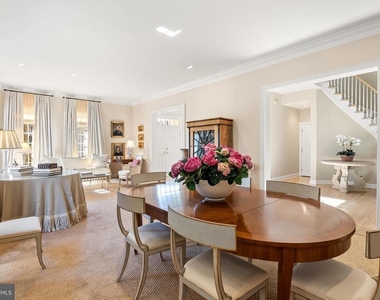 7440 Old Maple Square - Photo Thumbnail 5
