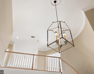 7440 Old Maple Square - Photo Thumbnail 15