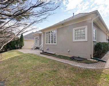 7440 Old Maple Square - Photo Thumbnail 41