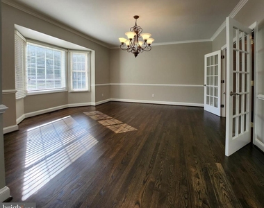 610 Meadow Lane Sw - Photo Thumbnail 6