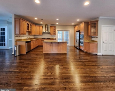 610 Meadow Lane Sw - Photo Thumbnail 7