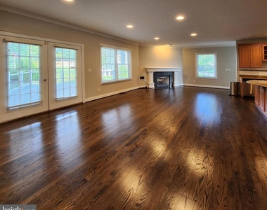 610 Meadow Lane Sw - Photo Thumbnail 12